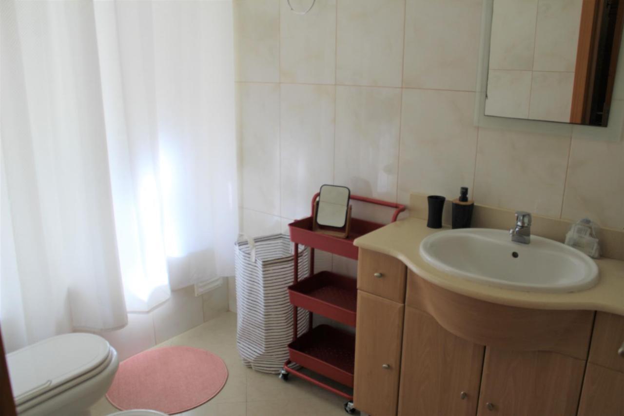 5B Sra Da Rocha - Casas & Papeis Apartment อาร์มาซอง เด เปรา ภายนอก รูปภาพ